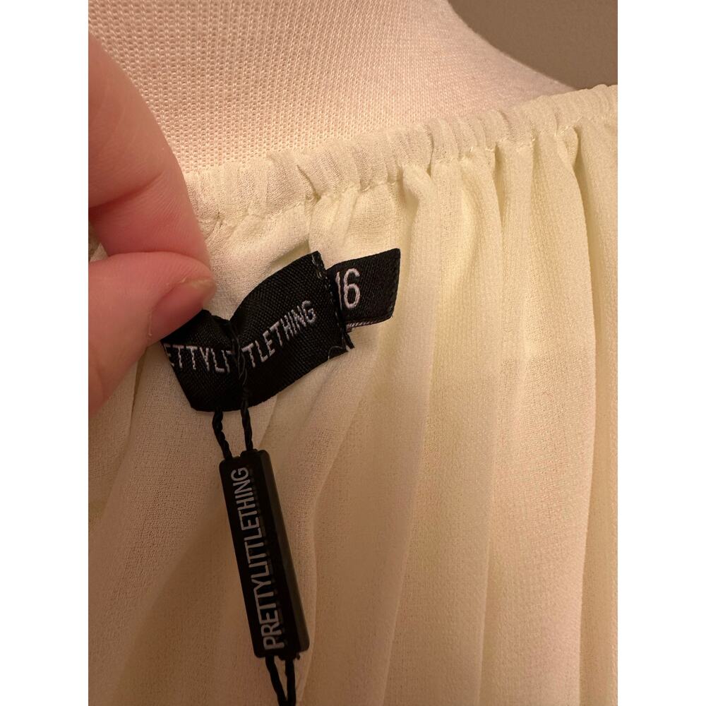NWT Pretty Little Thing Plus Cream Chiffon Shired Bodycon Dress Sz UK 16/US 12 - Picture 8 of 8
